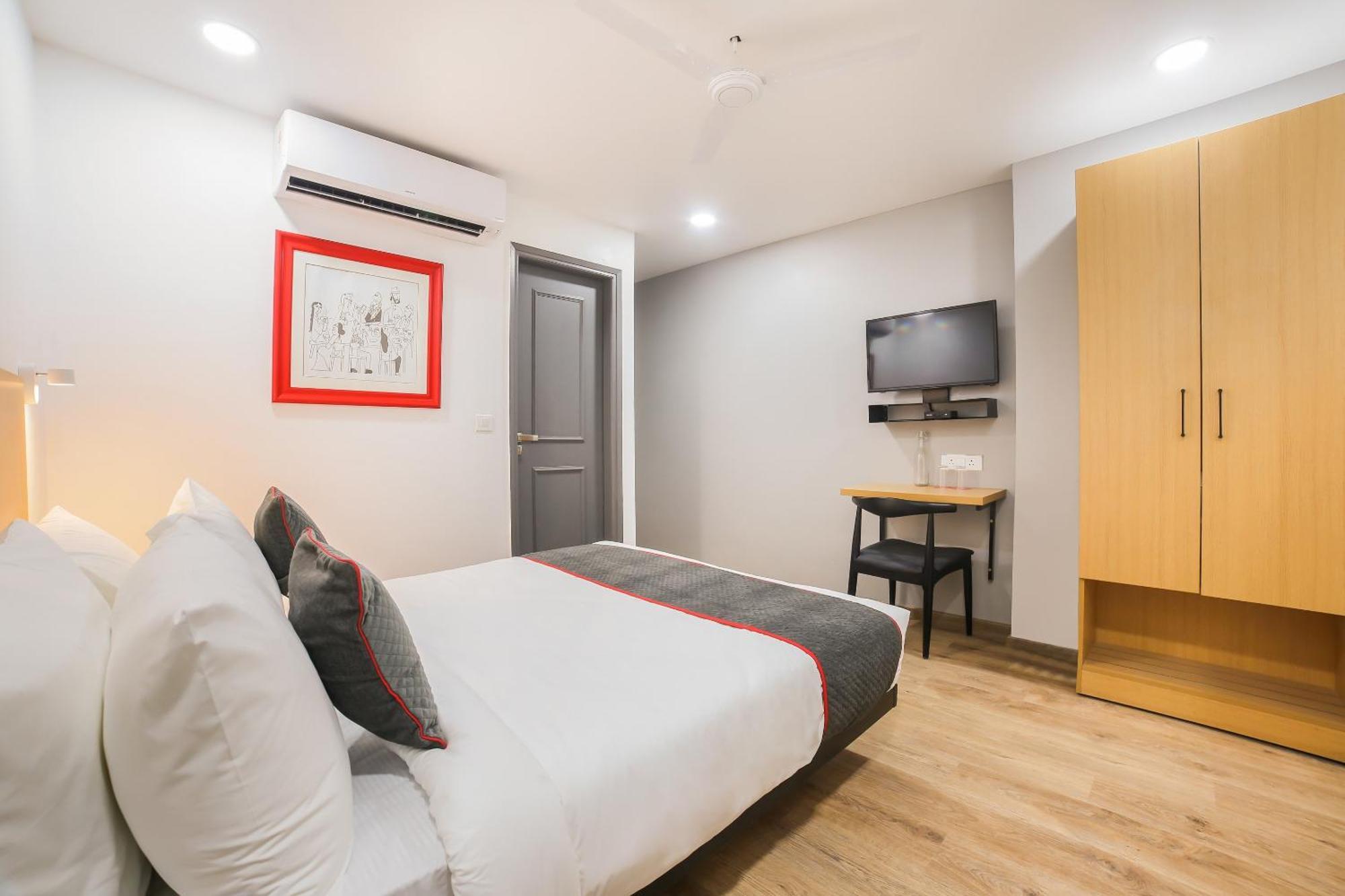 Super Townhouse Shahdara Near Yamuna Sports Complex Formerly Hotel Ipotel New Delhi Eksteriør bilde