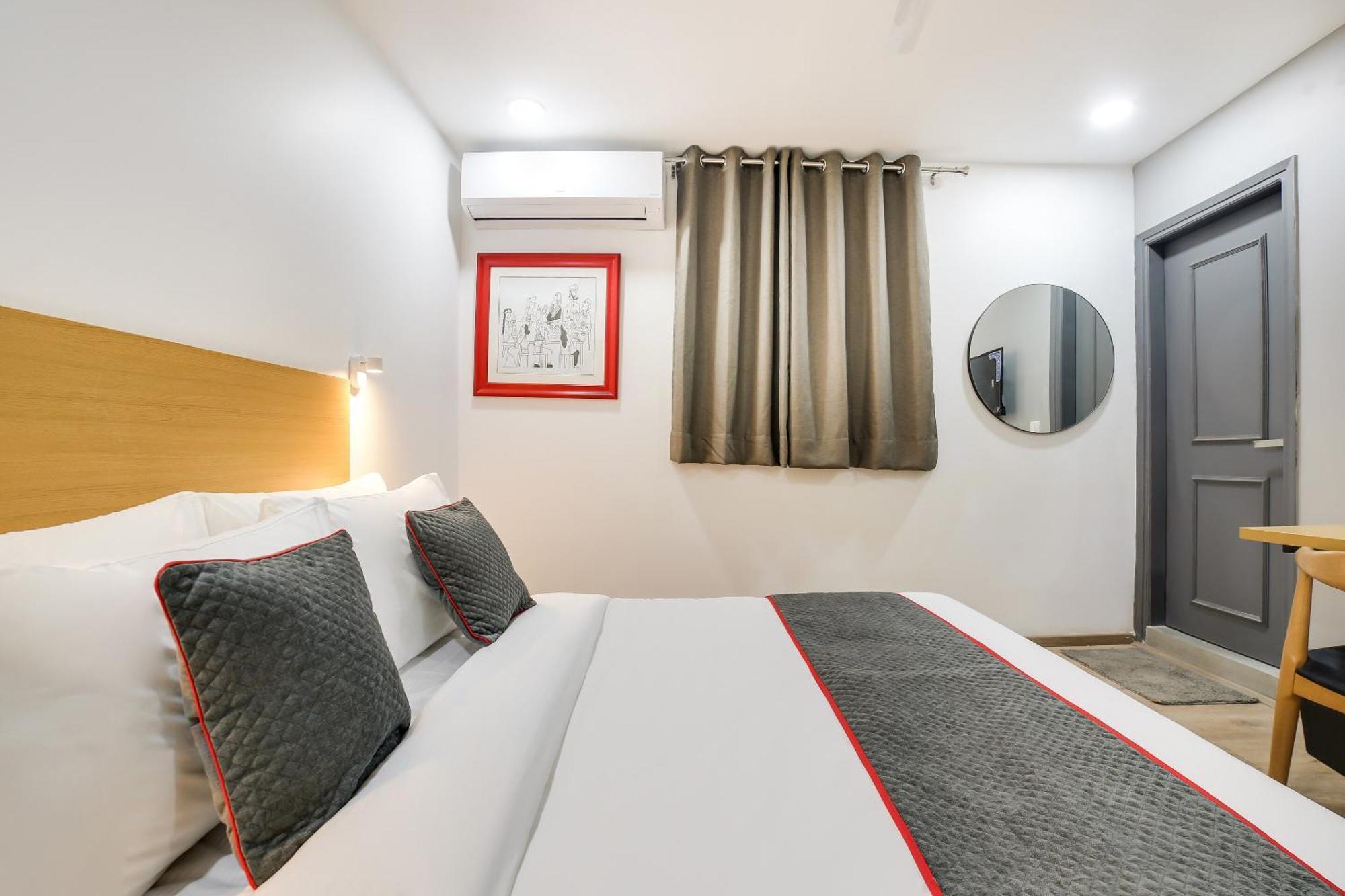 Super Townhouse Shahdara Near Yamuna Sports Complex Formerly Hotel Ipotel New Delhi Eksteriør bilde