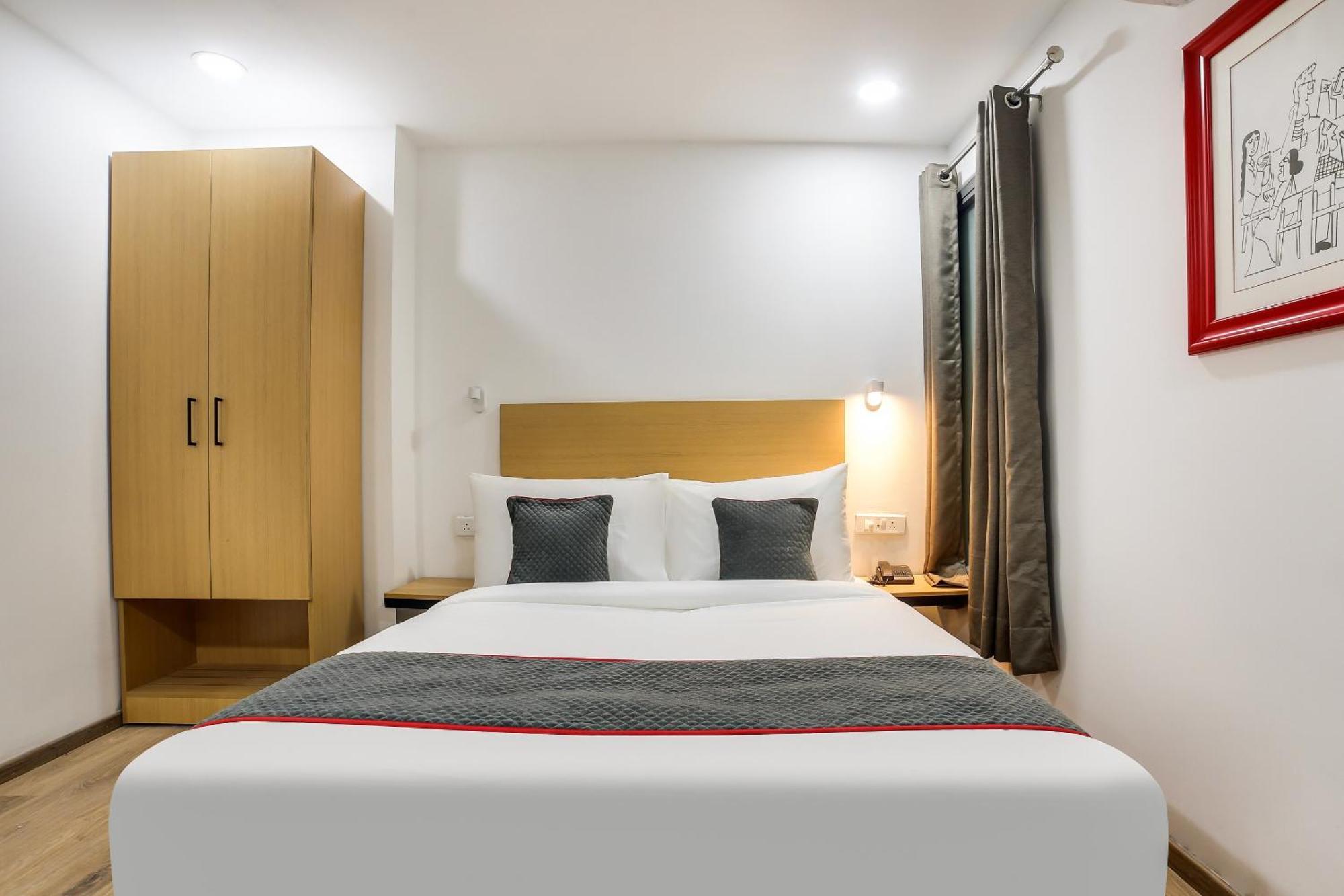 Super Townhouse Shahdara Near Yamuna Sports Complex Formerly Hotel Ipotel New Delhi Eksteriør bilde