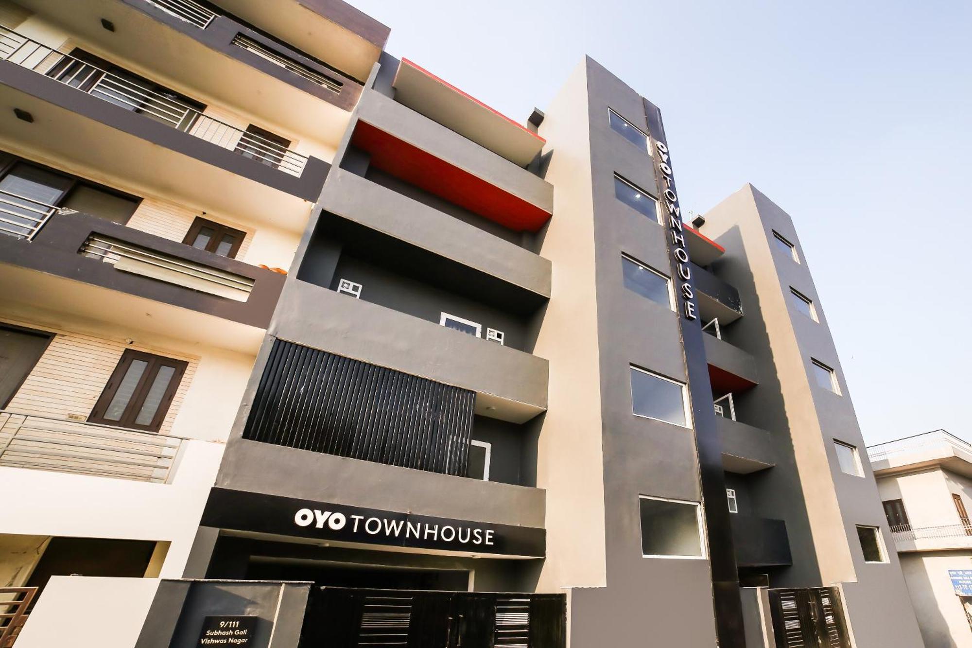 Super Townhouse Shahdara Near Yamuna Sports Complex Formerly Hotel Ipotel New Delhi Eksteriør bilde