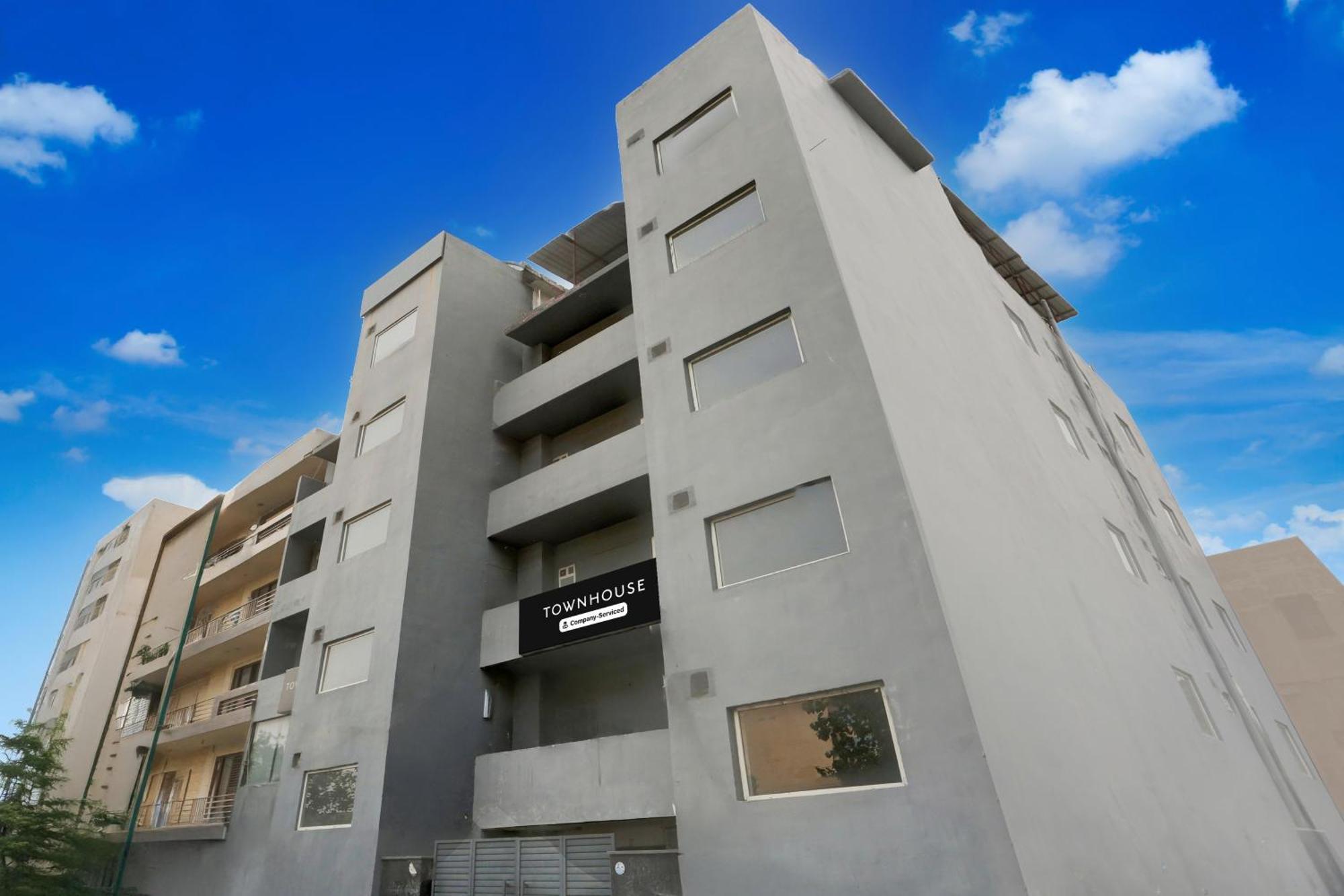 Super Townhouse Shahdara Near Yamuna Sports Complex Formerly Hotel Ipotel New Delhi Eksteriør bilde