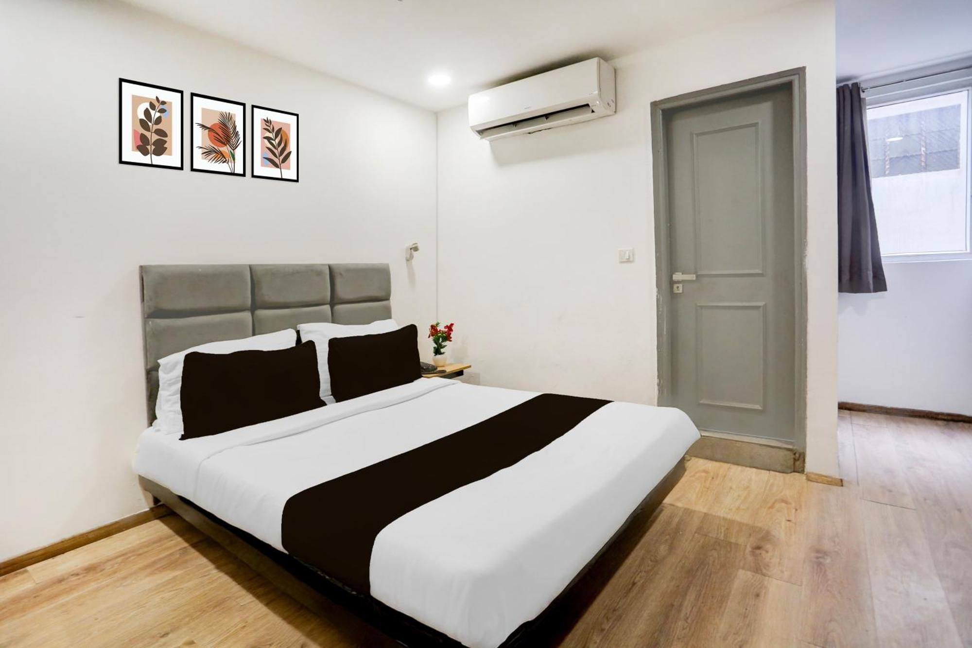 Super Townhouse Shahdara Near Yamuna Sports Complex Formerly Hotel Ipotel New Delhi Eksteriør bilde